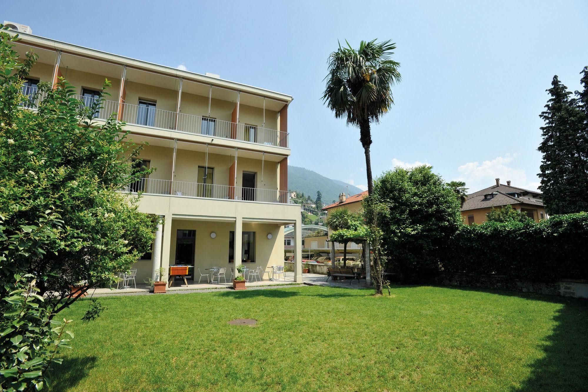 Locarno Youth Hostel Экстерьер фото